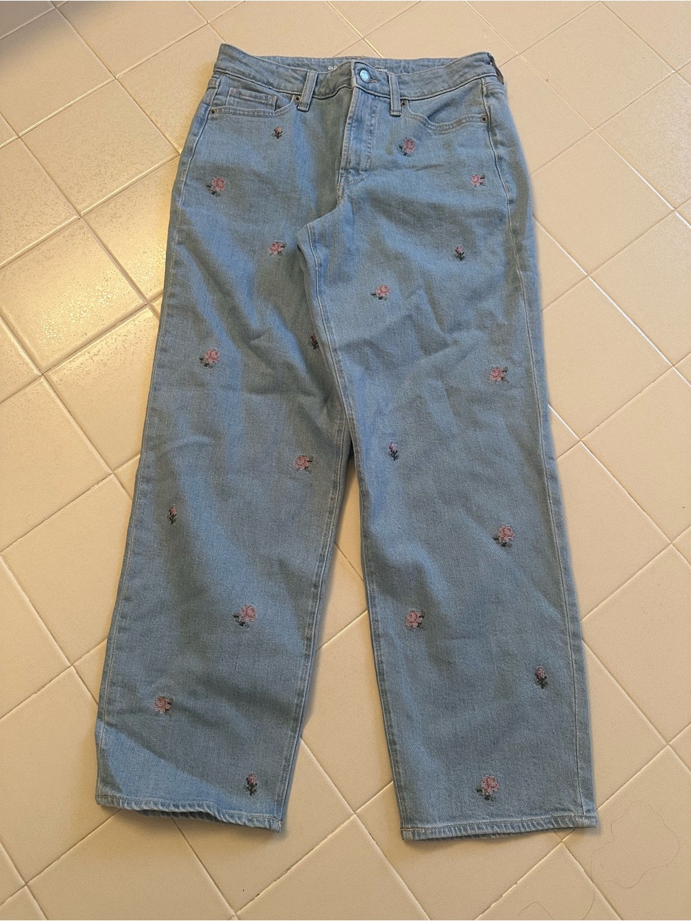 New never used new old navy flower embroidered jeans
